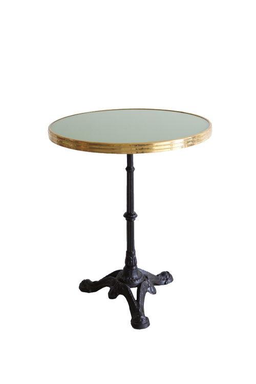 ronde franse parijse bistrotafel