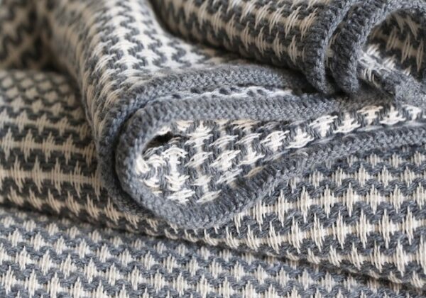Grijs met Witte Katoenen Plaid - Afbeelding 3